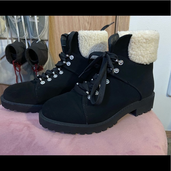 Forever 21 boots - Picture 1 of 7